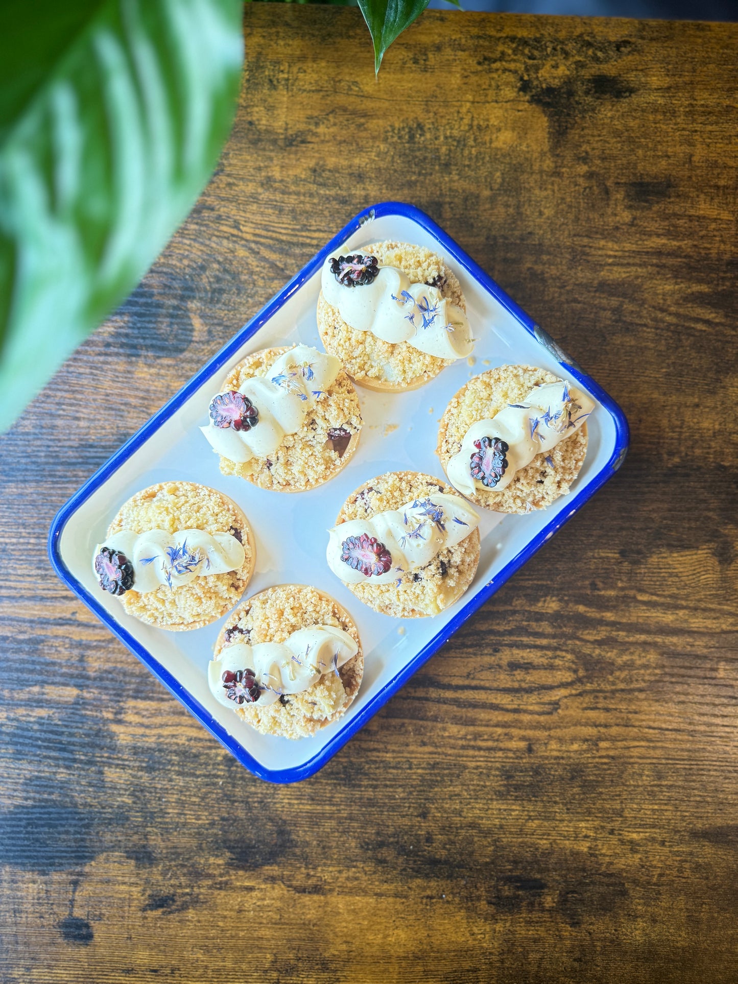 Apple and blackberry tart